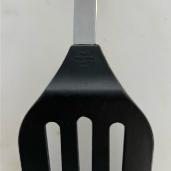 AMCO HOUSEWORKS STAINLESS SPATULA - Picture 16 of 17